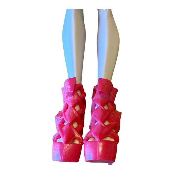 Lizzie Hearts Book Party Ever After High Doll 2013 - Picture 9 of 10